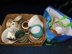 A quantity of household plant pots & similar items