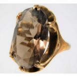 A 9ct gold ring set with smokey quartz size M 6.7g