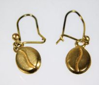 A pair of yellow metal coffee bean earrings 0.9g