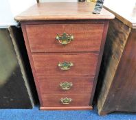 A small brass handled mahogany chest of drawers 17