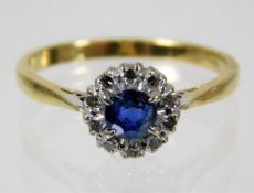 An 18ct gold sapphire & diamond ring size M/N 2.5g