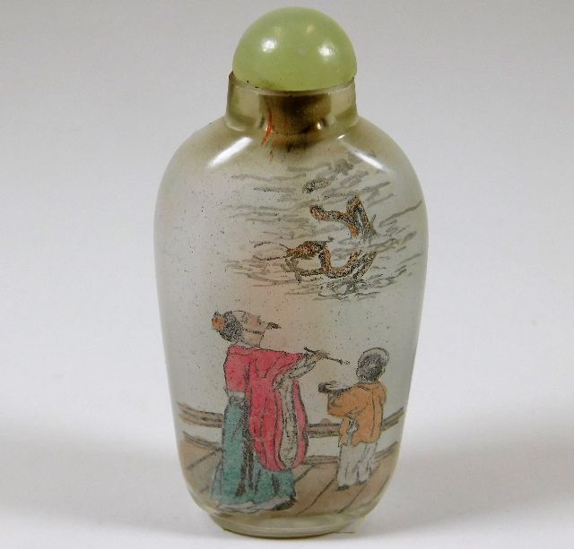 A Chinese early 20thC. internally painted scent bo