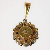 A Victorian yellow metal pendant, tests as 18ct go