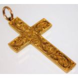 A 9ct gold cross pendant with carved decor 2.3g