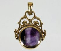 A yellow metal pendant set with bluejohn 5.8g