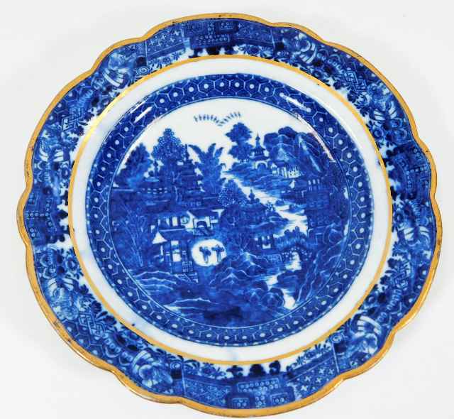 An 18thC. Caughley porcelain plate 8.125in wide