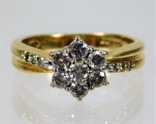 An 18ct ring set with approx. 0.5ct diamond 4.5g s