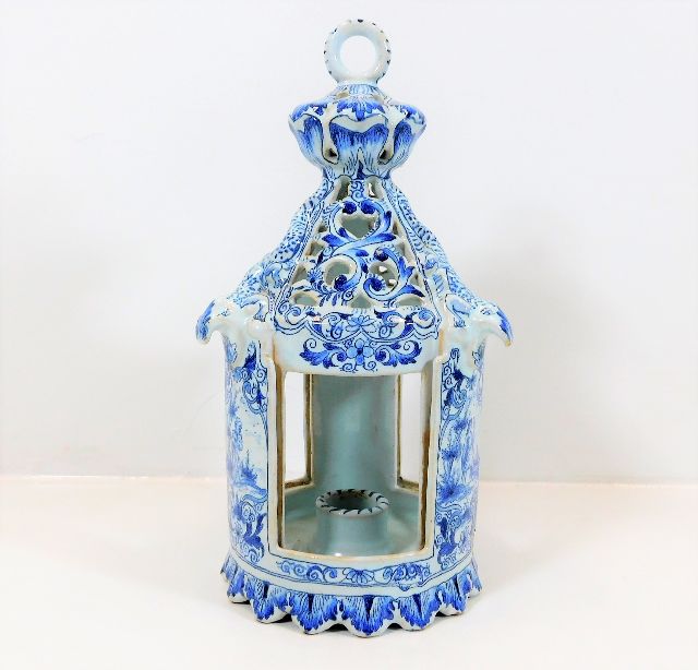 A Dutch delft lantern approx. 9in high