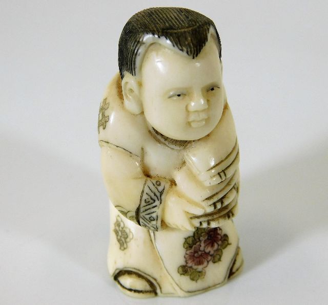 An early 20thC. Japanese ivory netsuke