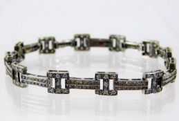 A 9ct white gold bracelet set with approx. 2.5ct d