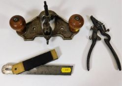 A Stanley USA No.71 router plane & two other tools