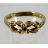 A 9ct gold knot ring 2.5g size O/P