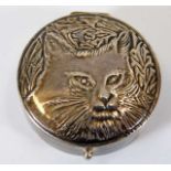 A small sterling silver pill box with cat decor 2i