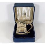 A cased silver tankard of plain decor approx. 400g