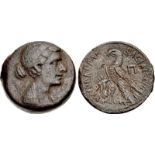 PTOLEMAIC KINGS of EGYPT. Kleopatra VII Thea Neotera. 51-30 BC. Æ Diobol – 80 Drachmai (27mm, 14.