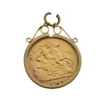 Gold Coins - George V half sovereign, 1914, in a loose 9ct gold mount Condition: