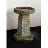 Modern 'stone' rustic style birdbath Condition: