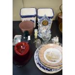 Quantity of various decorative ceramics and glassware Condition: