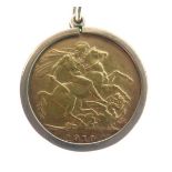Gold Coin - Edward VII sovereign, 1910, within a gold coloured metal pendant mount Condition: