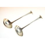 Pair of Edward VII silver Onslow pattern sauce ladles, Birmingham 1908, 4.5oz approx Condition: