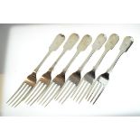 Set of six Victorian silver Fiddle pattern table forks, Exeter 1853, 15.5oz approx Condition: