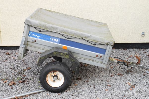 Thule Easyline 105 trailer with load space cover Condition: