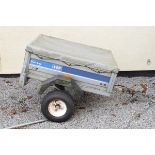 Thule Easyline 105 trailer with load space cover Condition: