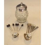 Set of George V silver coffee spoons, Sheffield 1932, set of six George VI silver coffee bean