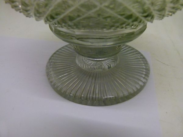 Regency cut glass bowl having a fan cut rim, standing on a short knopped stem and circular foot, - Image 5 of 8