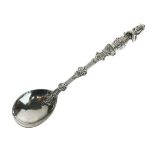 Continental silver Quaker spoon having a decorative cast figural handle, 18th Century Augsburg marks