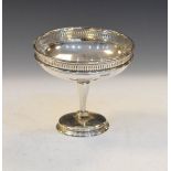 George V silver pedestal dish with pierced gallery, hallmarked Sheffield 1913, 6.1oz approx