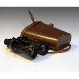 Militaria - Pair of Barr & Stroud 7x-CF41 naval binoculars in the original case Condition: