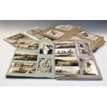 Postcards - A collection of various postcards, early - late 20th Century Condition: