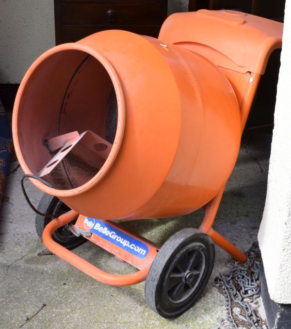 Belle Group mini 140/150 concrete mixer Condition: