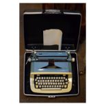 1960's period Imperial Safari typewriter in original carry case Condition: