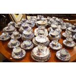 Extensive early 19th Century Copeland late Spode semi-china dinner service decorated in