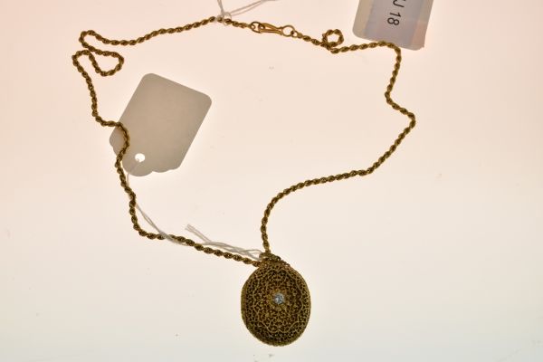 Gold diamond set locket, the brilliant cut of approximately 0.3 carats set to a pierced panel - Image 6 of 8