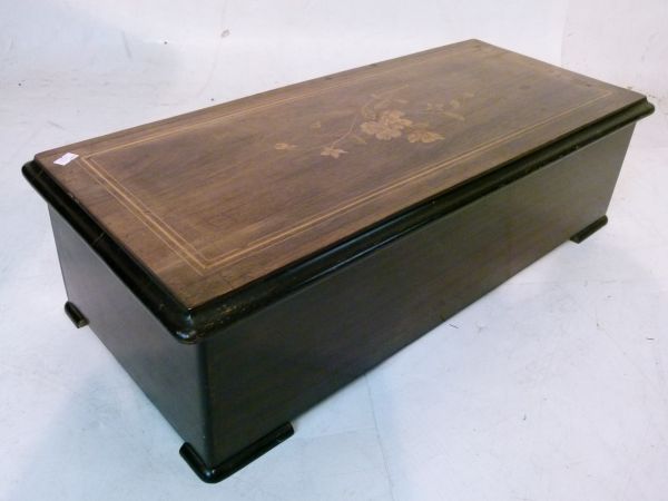 Late 19th/early 20th Century inlaid rosewood cylinder musical box, the hinged rectangular cover with - Image 8 of 8