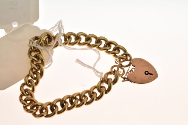 9ct gold bracelet, of solid curb links to a padlock clasp, approximately 18cm long, approximately - Image 5 of 5