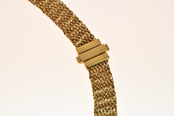 9ct gold mesh collar, 44.5cm long, 30g gross Condition: 11mm approx wide, no obvious signs of damage - Image 4 of 4