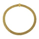 9ct gold mesh collar, 44.5cm long, 30g gross Condition: 11mm approx wide, no obvious signs of damage