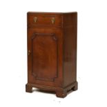 Early 20th Century mahogany bedside cabinet, the moulded rectangular top over single frieze drawer