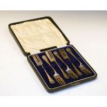 Set of six George V silver cake forks, Birmingham 1926, 1.7oz approx, cased Condition: