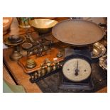 Victorian set of postal scales on serpentine mahogany base, together with grocer's scales to weigh