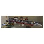 Model Railway - EFE (exclusive first editions) OO Gauge three car train of 1938 tube stock,