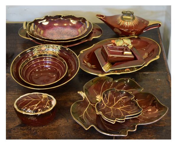 Selection of Carlton Ware Rouge Royale ceramics to include; an Aladdin type table lighter, shaped