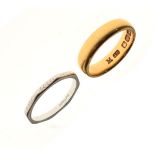 22ct gold wedding band, size M½, 5.9g approx, together with a white metal band stamped Platinum,