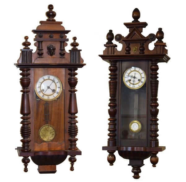 Two early 20th Century spring driven Vienna wall clocks Condition: