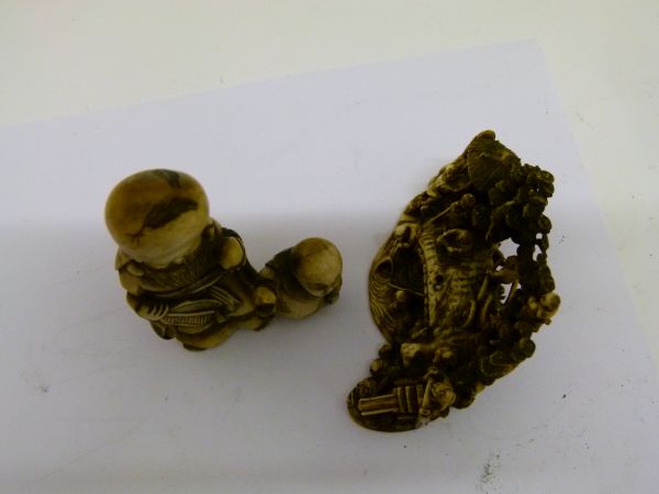 Small late 19th Century Chinese carved ivory group depicting a rural scene with a bridge over a - Image 6 of 9