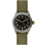 Elgin - World War II U.S. Navy Issue Pilot's wristwatch, ref: F.S.S.A. 88-W-800,, the case with